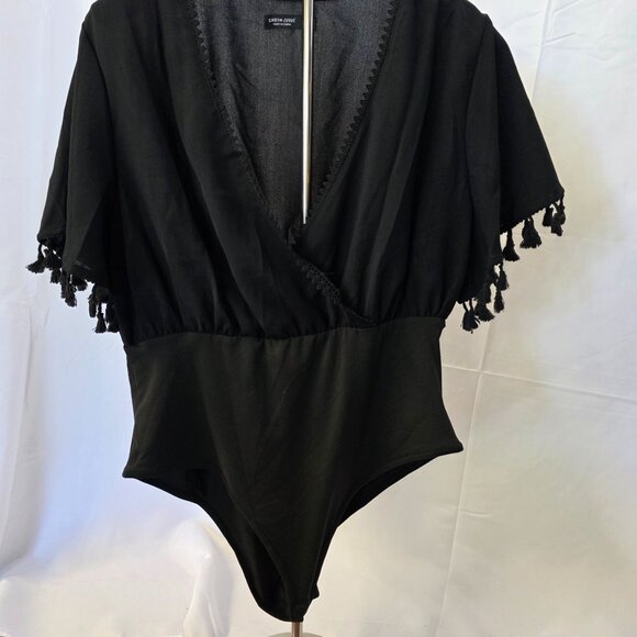 Shein Curve Black V-Neck Tassel Bodysuit Size L - Picture 4 of 8